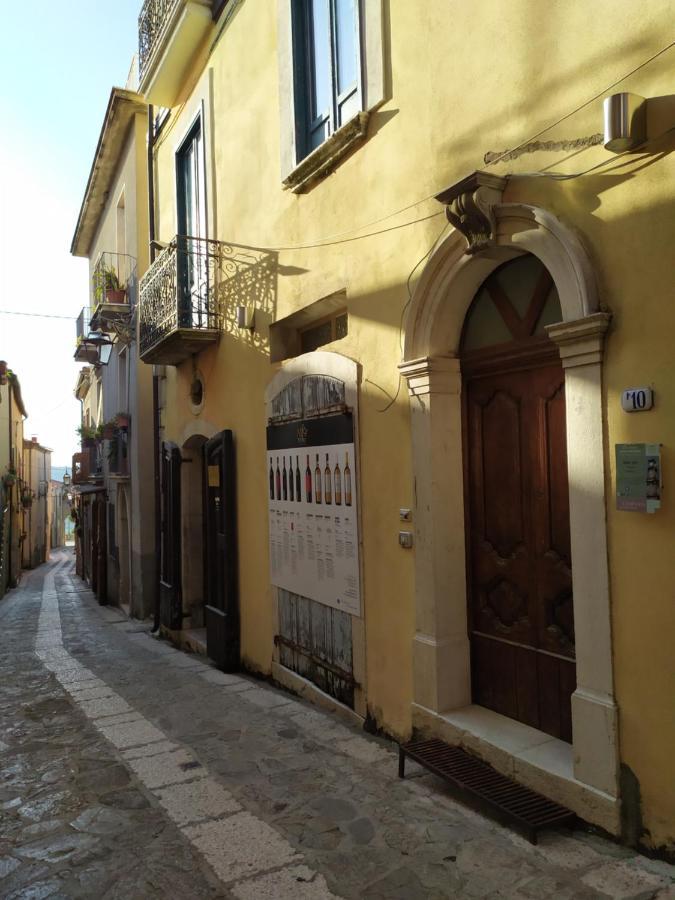 Taurasi Stanze Don Gesualdo Alloggio Turistico المظهر الخارجي الصورة